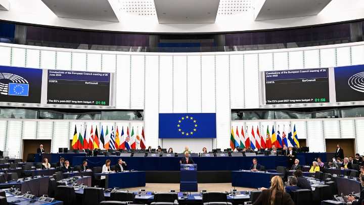 La Comisión Europea reabre la investigación sobre los avales de IVF a clubes de fútbol valencianos