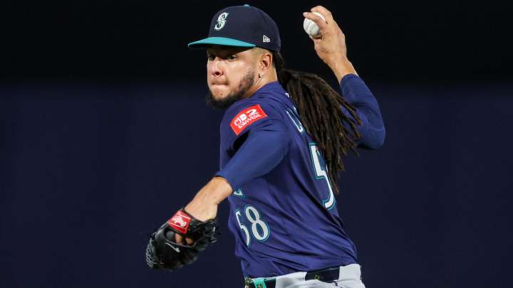 Angels at Mariners odds, picks and predictions
