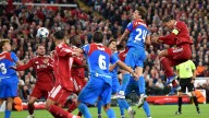 Van Dijk castiga en el descuento a un Atlético que luchó hasta el final en Anfield (3