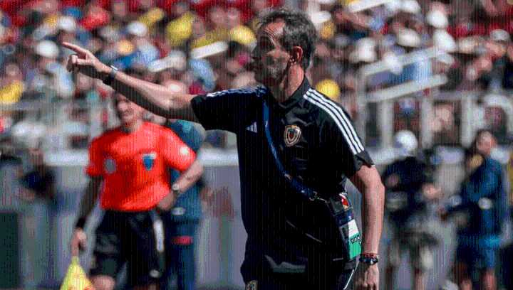Bocha Batista no ocultó lo que sintió tras discutir con Paredes en las Eliminatorias: “me mortificó…”