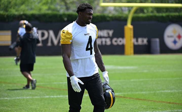 Seahawks offense misses Steelers’ DK Metcalf