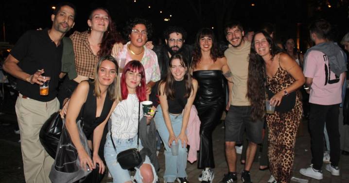 La Feria de Día se llena en la tarde-noche de este viernes, punto de partida del fin de semana