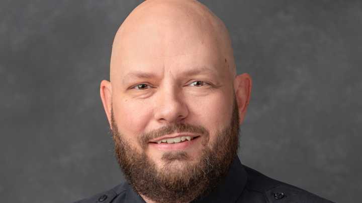 Florida police officer shot, killed in store, what we know