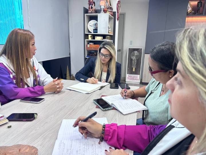 Ministro Rodríguez: Integración de la comunidad aumenta calidad en la educación