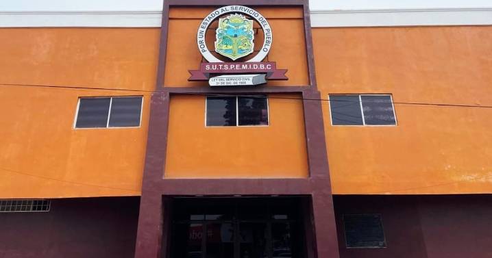 Reconocerán a burócratas con más de 15 años de trabajo