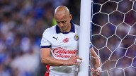 Chicharito es de nuevo baja con Chivas