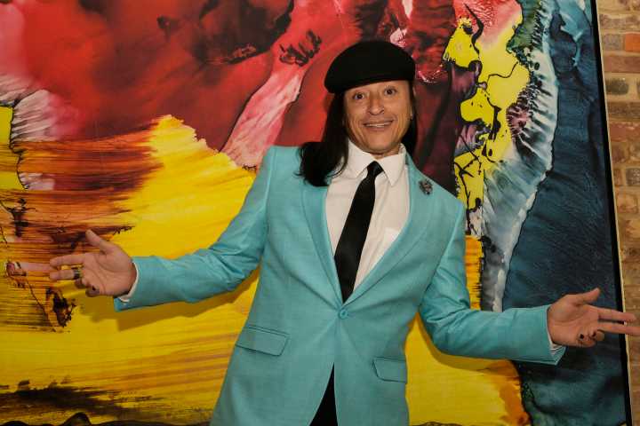 Elvis Crespo asegura que está en su mejor momento: «Mi misión es ser y hacer feliz»