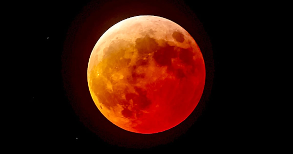 Blood moon total eclipse