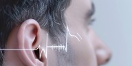 Científicos advierten sobre la relación entre tinnitus severo y deterioro cognitivo en adultos mayores