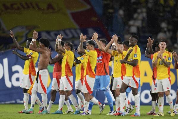 De la frustración al festejo: Colombia arrolla a Bolivia y confirma su regreso al Mundial