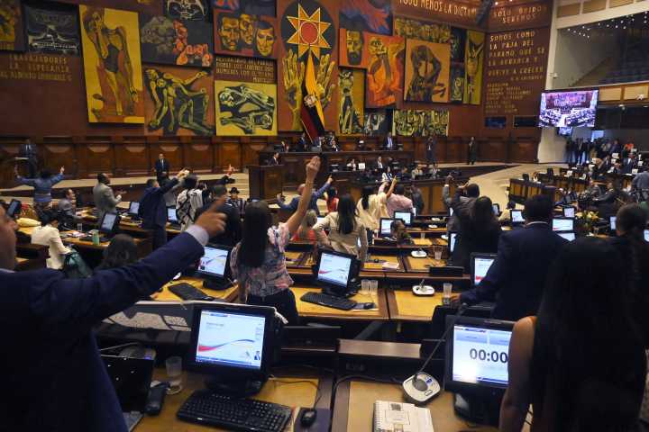 Justicia lenta en América Latina: procesos de más de una década vulneran derechos y alimentan corrupción, señala experto