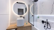 Olvídate del lavabo de siempre: el futuro de los baños ya está aquí, optimiza el espacio y es mucho mejor