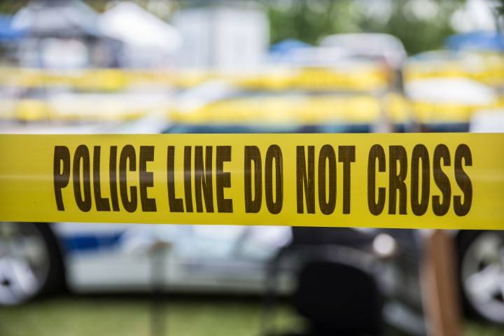 2 killed, 5 wounded in shooting at Indianapolis parking lot