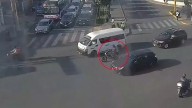 Surco: delincuente que robó celular de alta gama fue detenido después de que moto en la que huía se apagó [VIDEO]