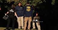 El FBI revela imágenes del presunto asesino de Charlie Kirk y pide ayuda para capturarlo