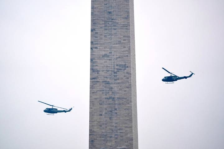 Four soldiers believed dead in Washington state Black Hawk crash