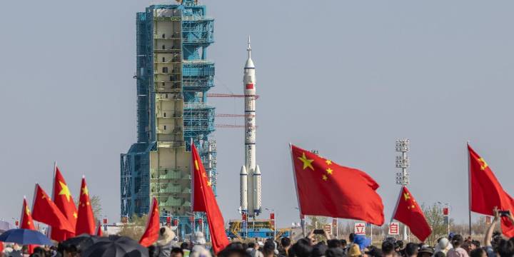 China is on the brink of beating us back to the moon