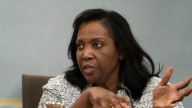 Jueza frenó temporalmente despido de Lisa Cook de la Fed ordenado por Trump