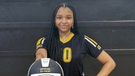 Estudiante de Uniondale nombrada entre las mejores jugadoras de voleibol en Long Island