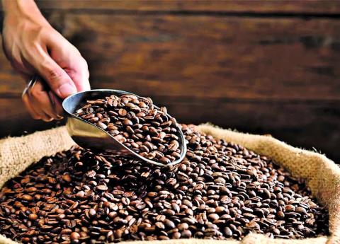 Veneno en café, la caña y maíz