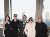 ‘Brillan’ Peso Pluma y Kenia Os junto a Anna Wintour en la Semana de la Moda