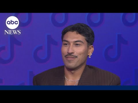 Eric Sedeño's new podcast explores the internet's best moments
