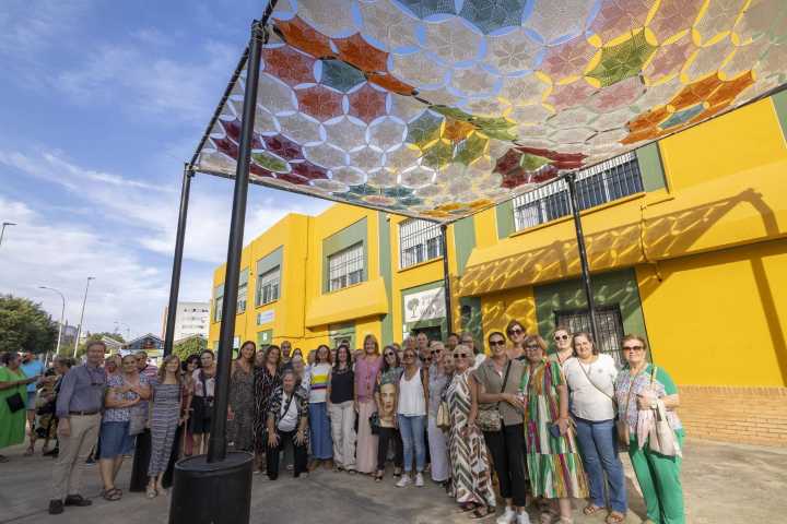 El Distrito 5 transforma su plaza y centro social con un proyecto de la Universidad de Huelva