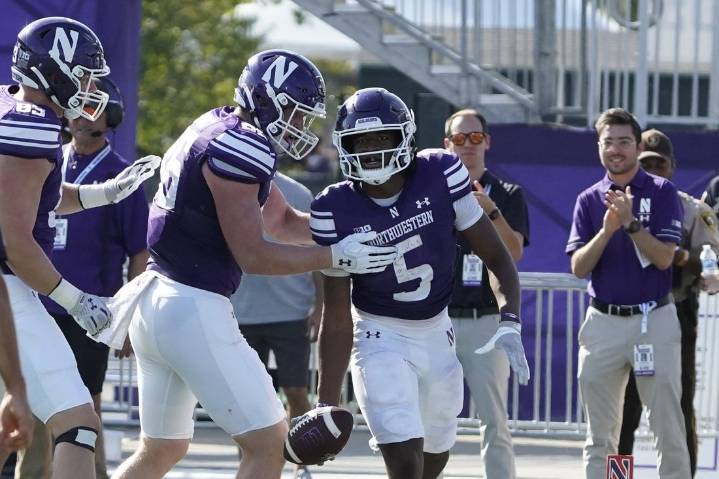 Deadspin | Caleb Komolafe helps Northwestern keep UCLA winless