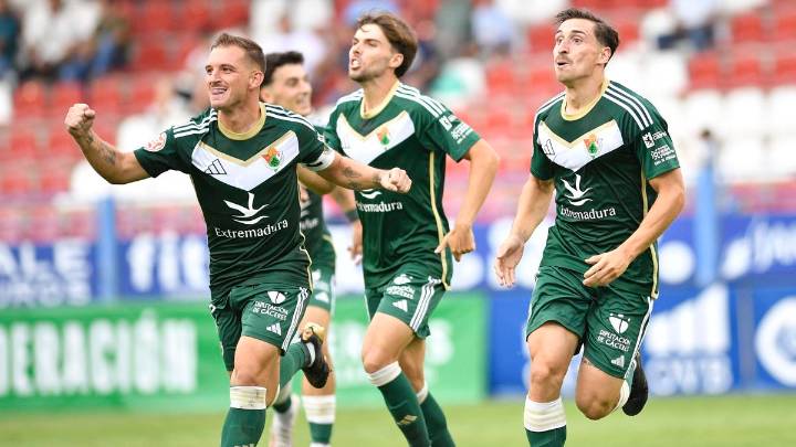 El contraste entre Cacereño y Mérida en el triunfo y la derrota