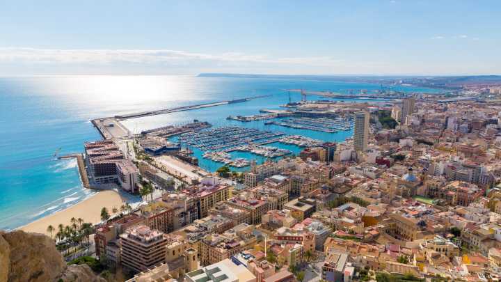 El verano no se rinde en Alicante: así será el tiempo este fin de semana en la provincia