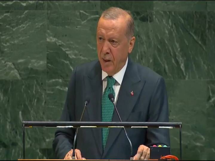 Turkish President Erdogan once again rakes up Kashmir at UNGA session