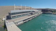 Presentaron un amparo para detener la privatización de cuatro represas hidroeléctricas de Neuquén