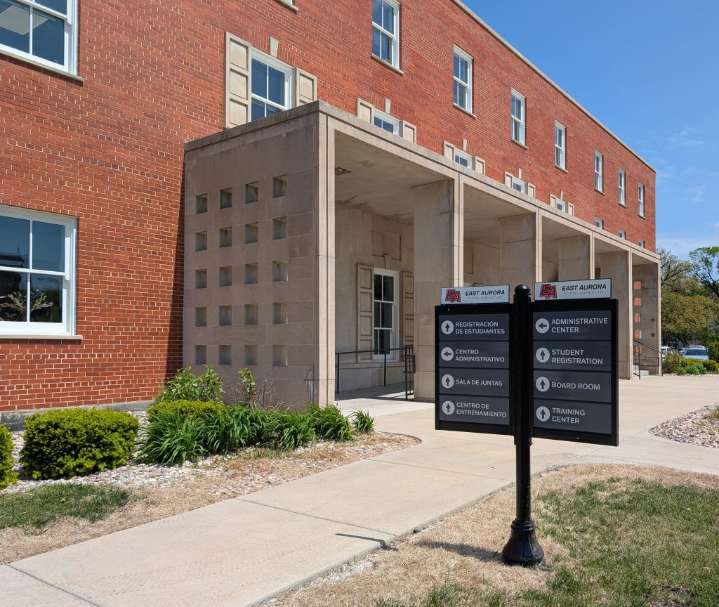 Black leaders raise concerns about East Aurora District 131
