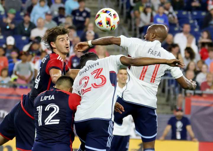 Bruno Damiani’s late goal leads Philadelphia past Revolution