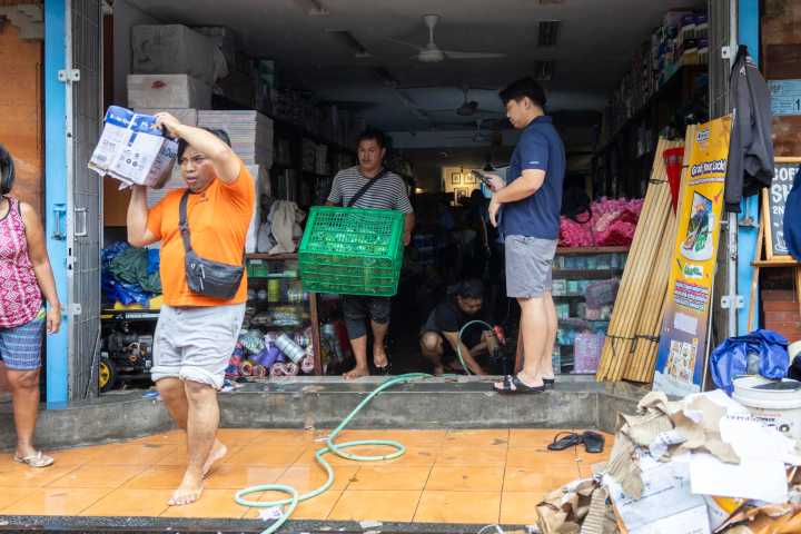 Seis muertos en Indonesia debido a inundaciones, dos de ellos en la turística isla de Bali
