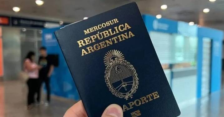 Pasaportes defectuosos: qué documentos pueden tener problemas para salir del país