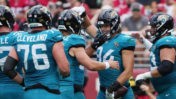Jaguars lead 49ers 17-6 at halftime