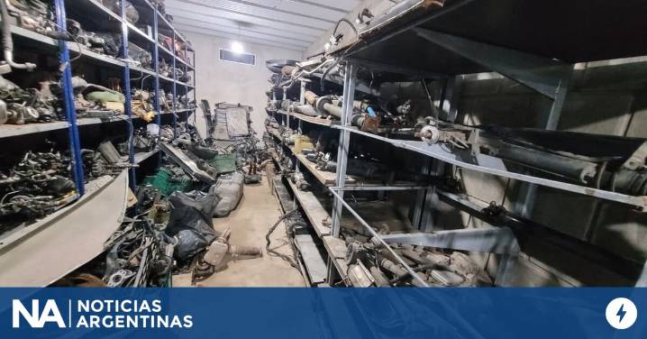 Golpe al robo de camionetas 4x4: detuvieron a cuatro ladrones en Moreno