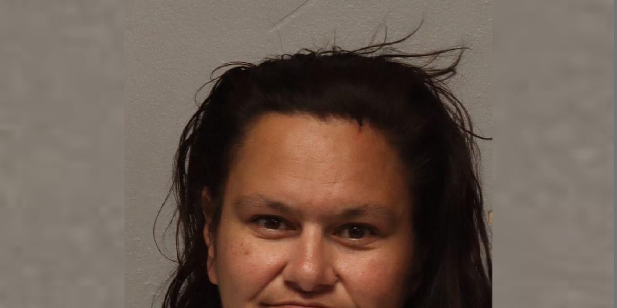 Woman stabbed in the leg at Memorial Park