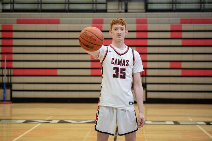 College notebook: Ethan Harris of Camas commits to Iowa