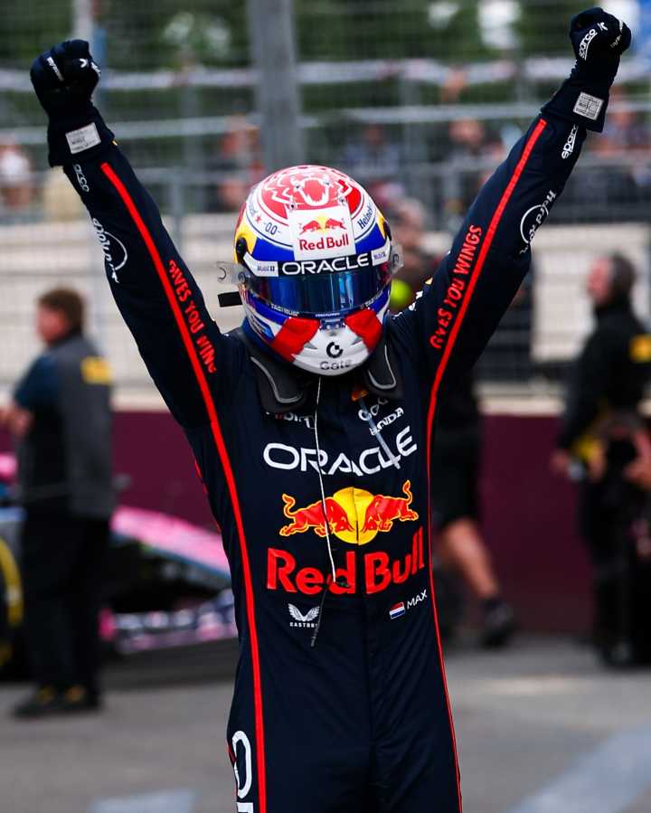 Verstappen se reivindica con doblete en Azerbaiyán y resurgen esperanzas de título