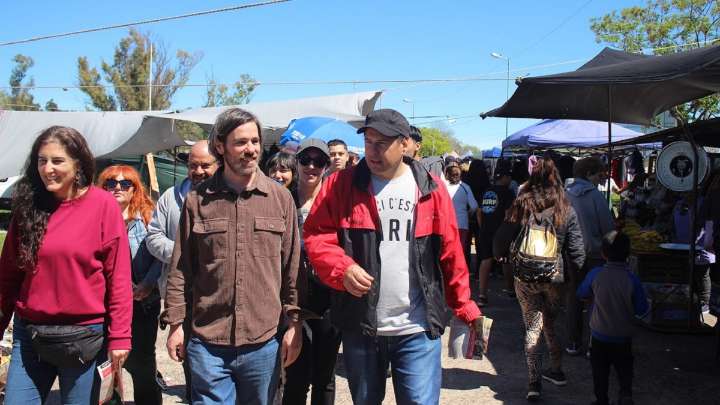 Del Caño: “Si Milei y Espert pisaran las calles de Merlo, los laburantes le mostrarían que la pobreza no está bajando”