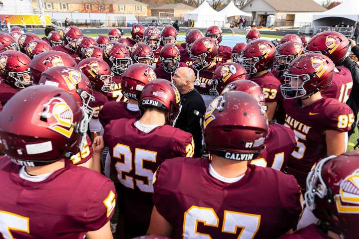 Calvin wins first on-campus football game; Hope stays unbeaten