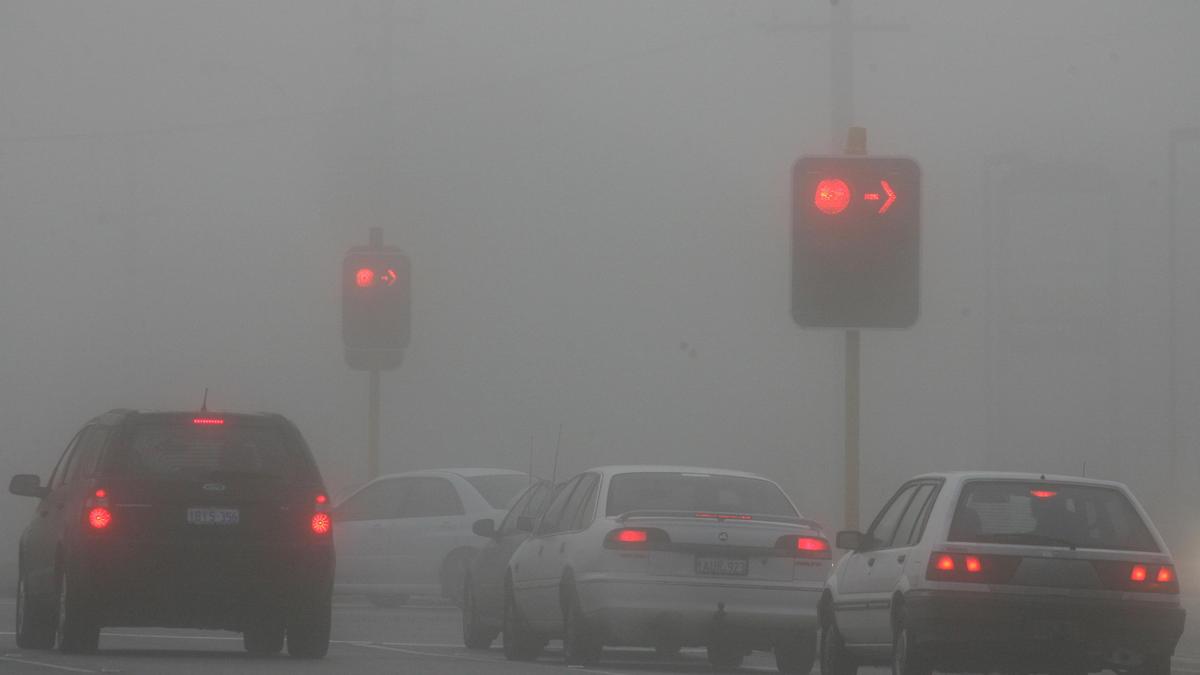 Perth traffic: Heavy morning fog causes crashes and incidents across major roads on Tuesday