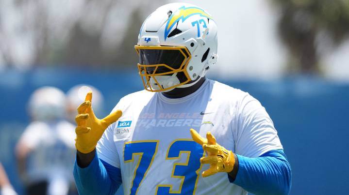 Mekhi Becton gets official injury status for Chargers game