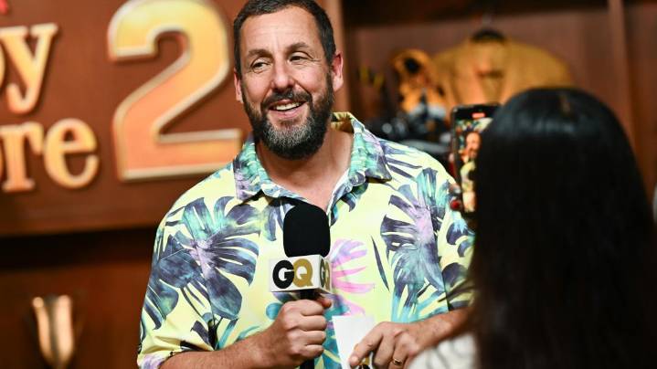 Adam Sandler meets the Sabres before comedy tour stop at KeyBank Center