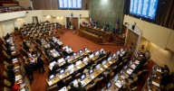 Candidatos del distrito 20 se miden en Debate Parlamentarias 2025 organizado por La Tercera y la UNAB