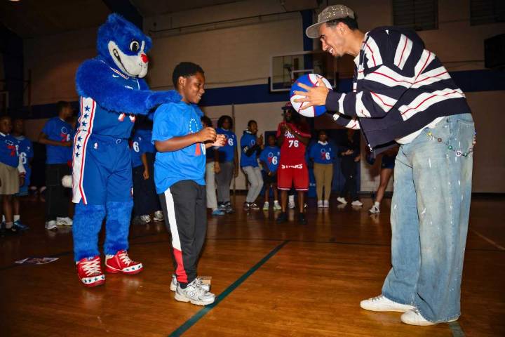Jared McCain, 76ers host youth basketball clinic at Wissahickon Boys & Girls Club