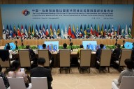CELAC convoca a reunión de urgencia por despliegue militar de EU en el Caribe; busca "intercambiar puntos de vista"