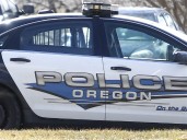 Cops & Cones offers kids free ice cream at Oregon police outreach event